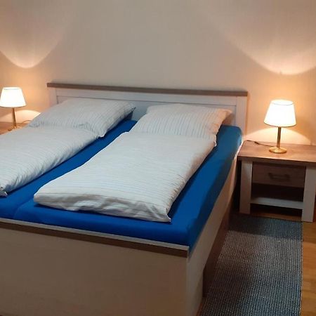 Preisbewusste Ferienwohnung Fuer 2 Personen U. Kleinkind Utarp Экстерьер фото