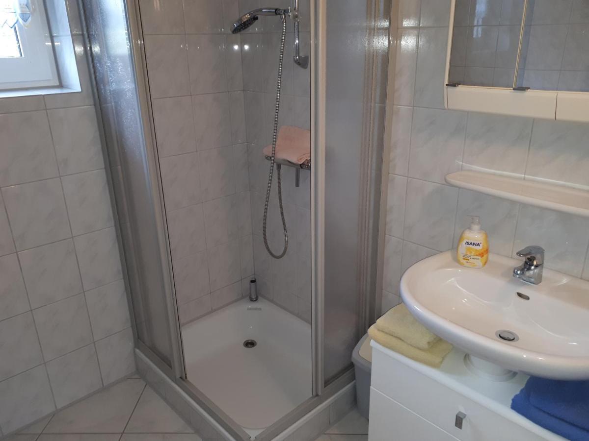 Preisbewusste Ferienwohnung Fuer 2 Personen U. Kleinkind Utarp Экстерьер фото